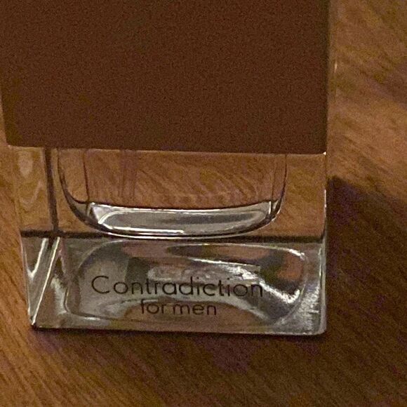 Calvin Klein “Contradiction” eau de Toilette - Picture 2 of 5